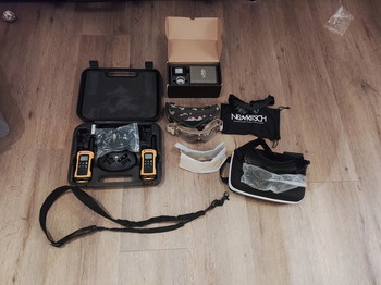 Image 2 pour Lotje varia sling walkietalkies chrono glasses