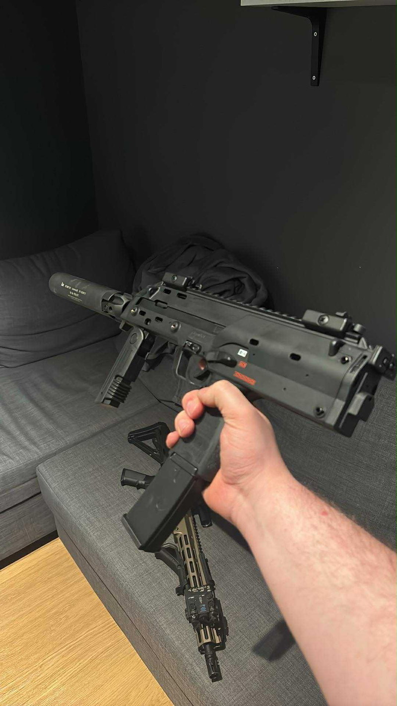 Image 1 for VFC mp7