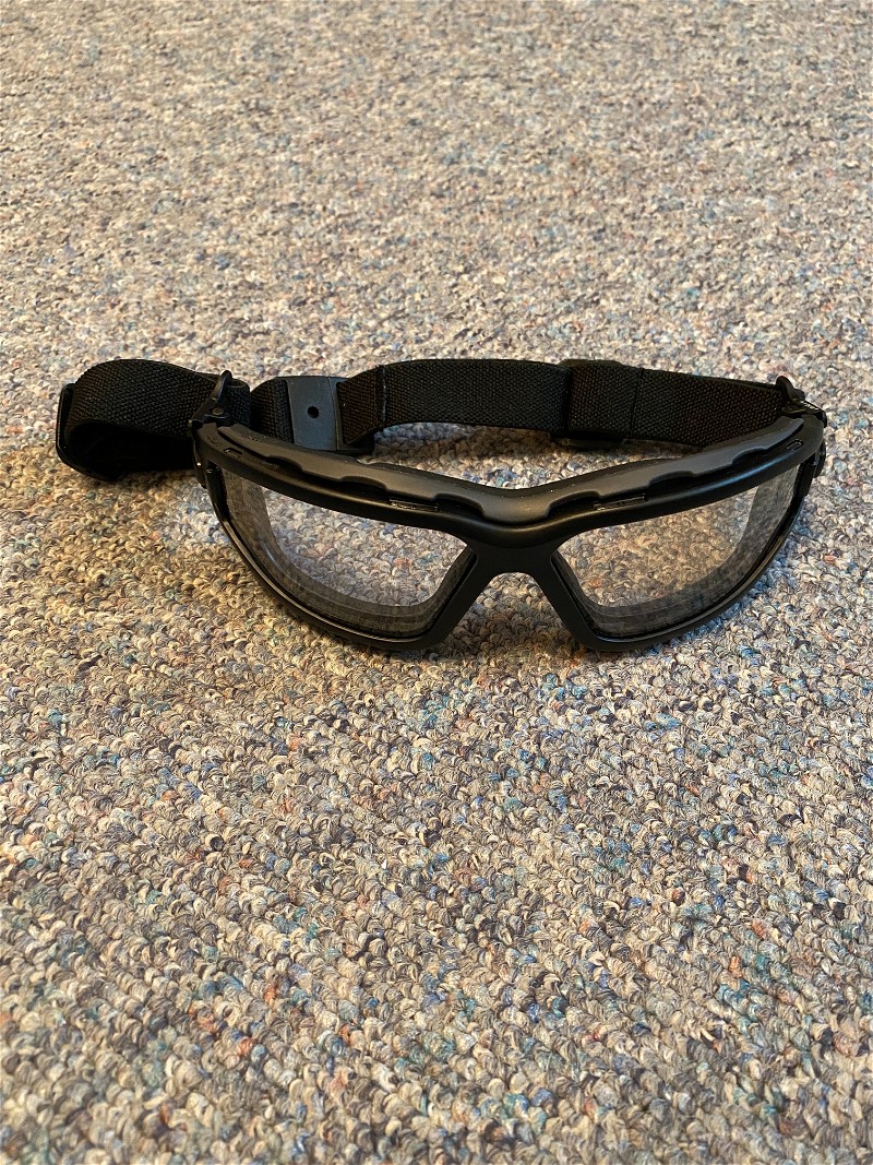 Image 1 for Low profile protection goggles