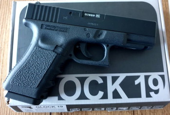 Image 2 for Glock 19 Gen 3  CO2  Umarex