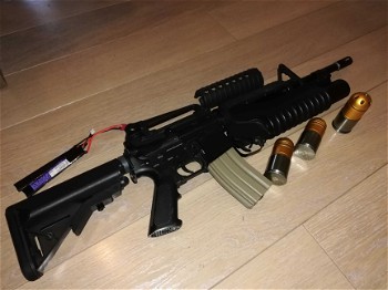 Afbeelding 2 van specna arms SA-G01 met grenade launcher en madbull shells