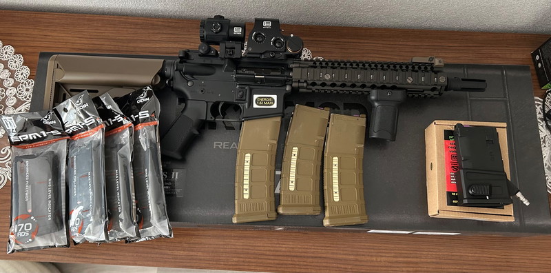 Afbeelding 1 van TM MK18 GBB + 4 T8 magz