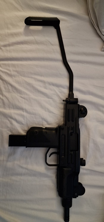 Bild 4 für Uzi co2 full auto and single shot