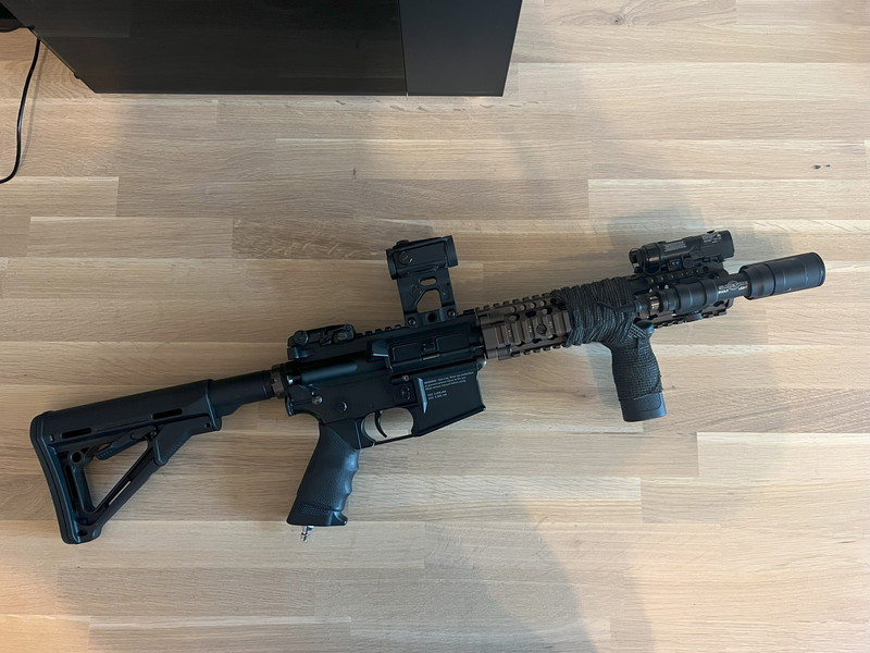 Image 1 pour Tippmann M4 v2 - MK18 Build