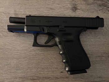 Image 3 for Tokyo Marui Glock 19 met 3 Magazijnen & Mag Pouch