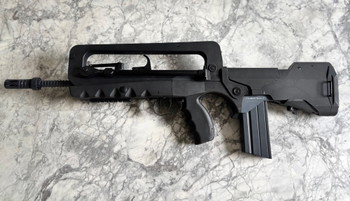 Image 3 for FaMAS F1 EVO  |  Cybergun  |  AEG