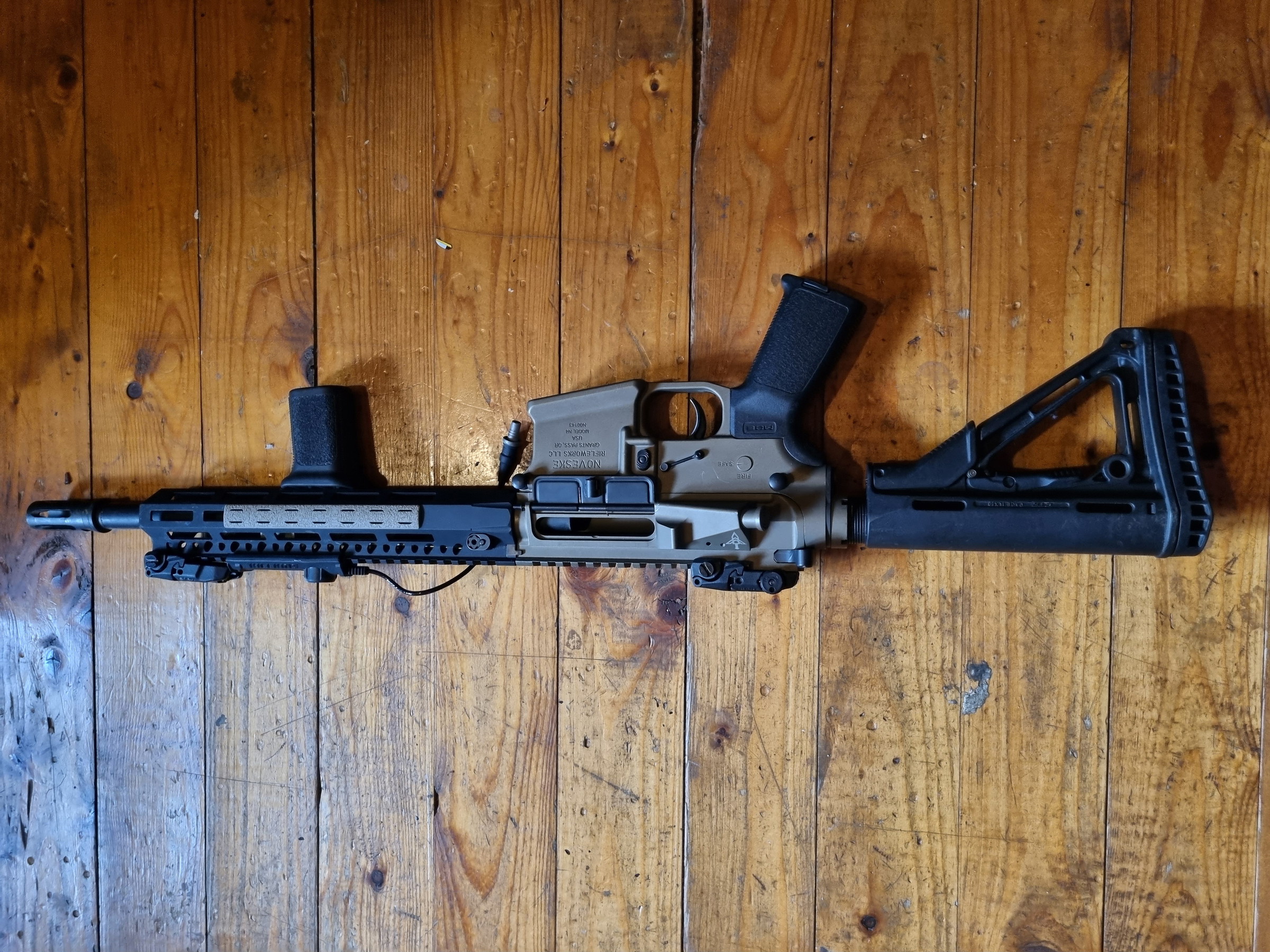 Custom cerakote Noveske N4 - Airsoft Bazaar