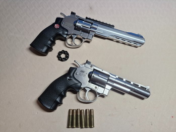 Image 2 for 2 revolvers (defect)