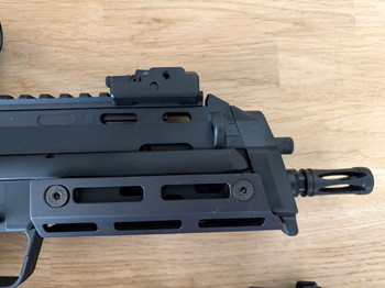 Image 3 for VFC MP7 V2 Clutch Precision Back plate en M-LOK handguard + 5 magazijnen