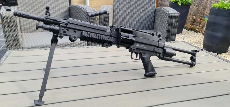 Bild 1 für M249 cybergun/fn Herstal tekoop