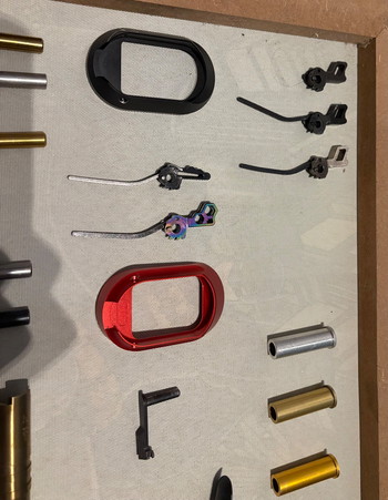 Afbeelding 4 van T/M Hi capa items