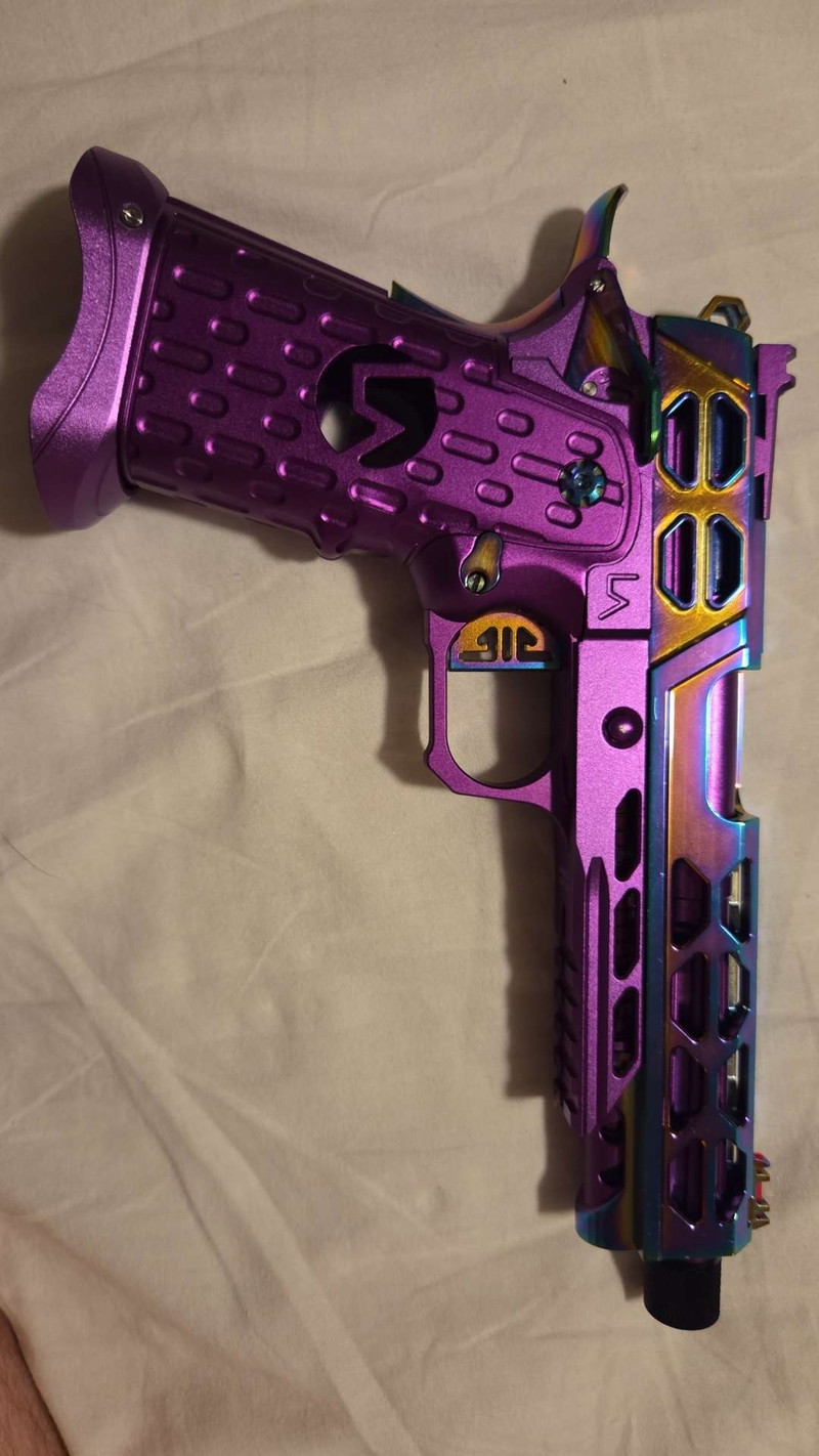 Afbeelding 1 van Full custom LA Capa