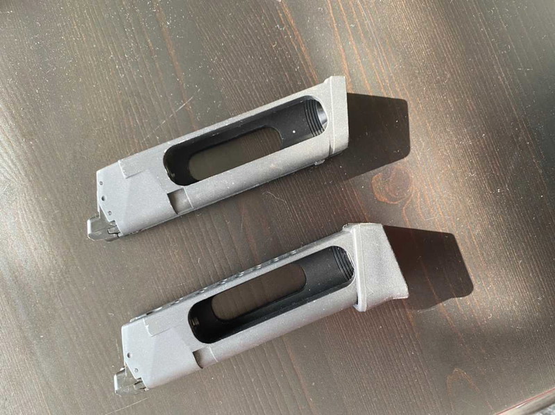 Afbeelding 1 van Te koop 2 glock 17 gen 4 c02 magazijnen