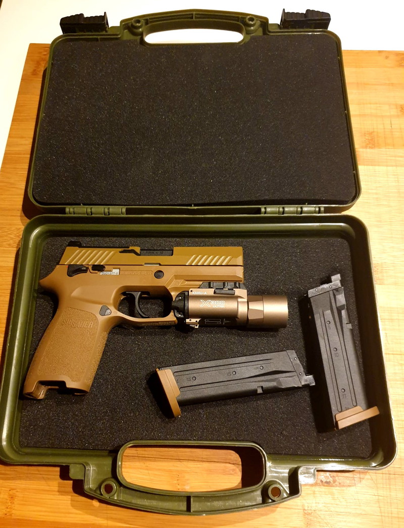 Image 1 for Sig Sauer P320 - M18 GBB met 2 originele mags en light