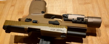Image 3 for Sig Sauer P320 - M18 GBB met 2 originele mags en light
