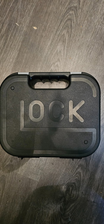 Bild 4 für Glock 17 GEN3 Deluxe | CO2 | Umarex met extra co2 magazijn