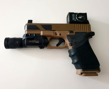 Imagen 2 de Glock 19 X met ACRO red dot en surefire lamp