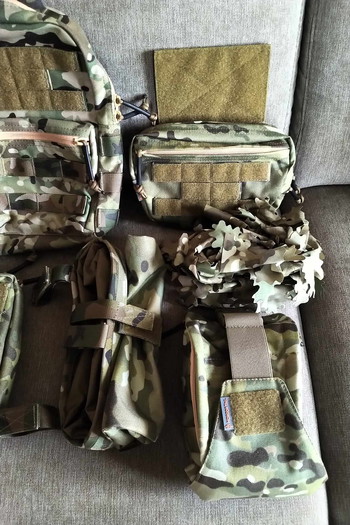 Bild 2 für pochettes mordor tactical multicam