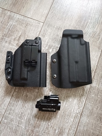Image 5 for Surefire XVL2-IRC and Olight BaldrS with customholsters