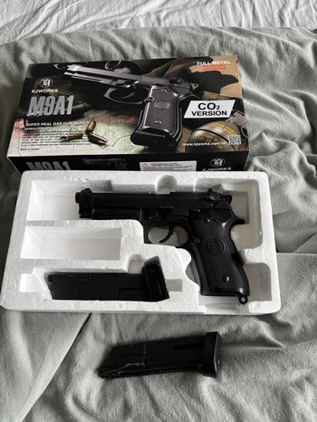 Imagen 2 de KJW M9A1 full metal co2