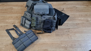 Image 4 for Wolf grey plate carrier