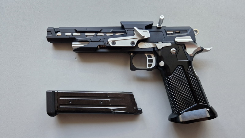 Image 1 for TKA: Hi-Capa 6