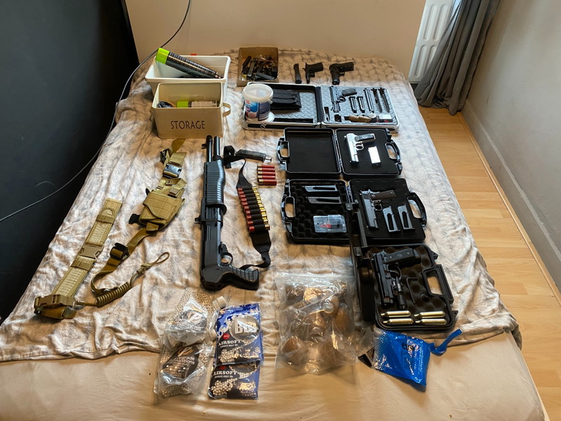 Afbeelding 1 van volledige airsoft collectie