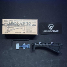 Afbeelding van Strike Industries Link Cobra Fore Grip - Cable Management