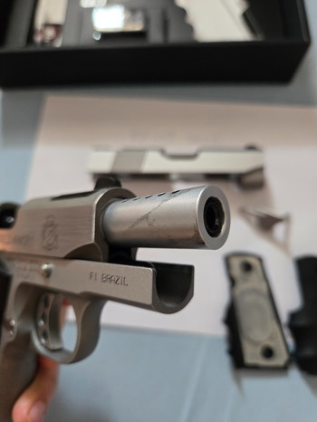 Image 4 for Airsoft Tokyo Marui V10 Ultra Compact GBB 6mm