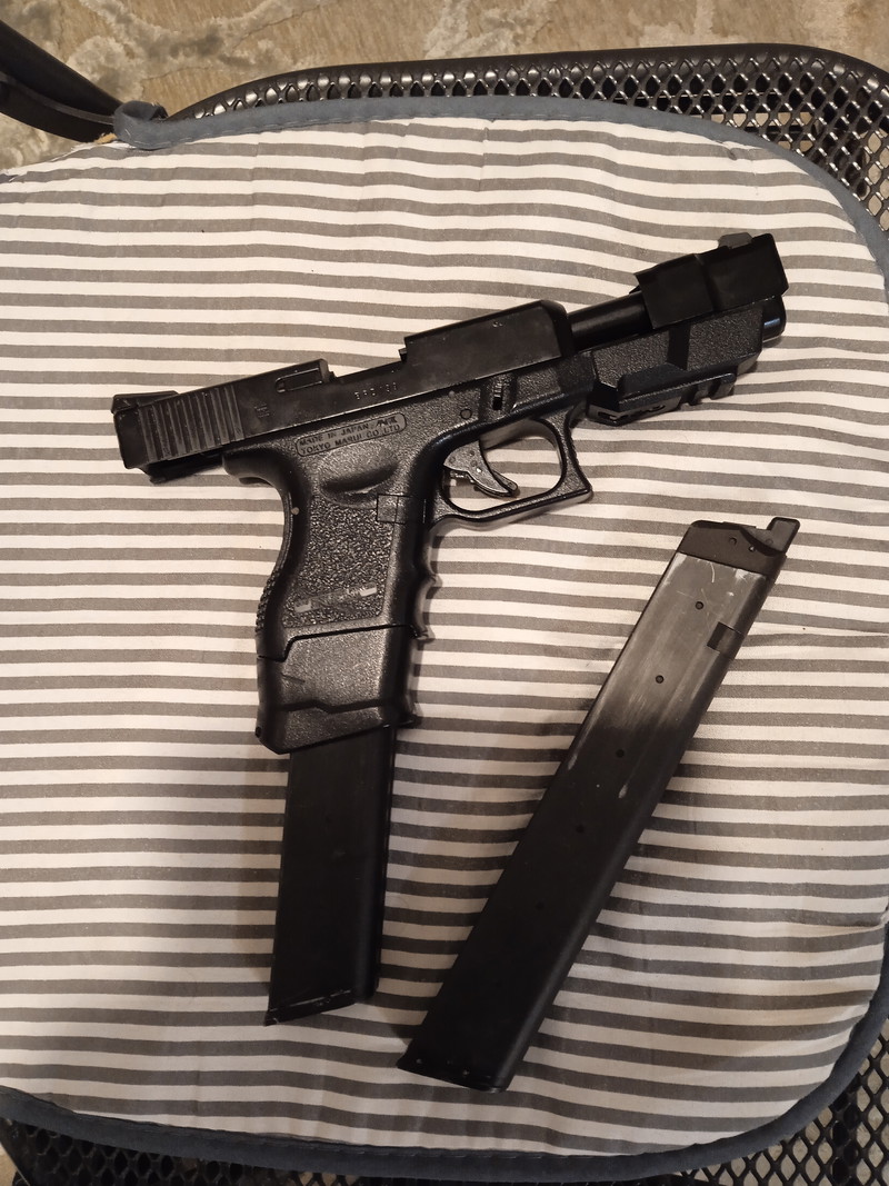 Image 1 pour 2 Chargeur Tokyo marui