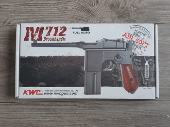 Imagen 4 de KWC M712 Broomhandle / C96 Custom met echt houten handvat