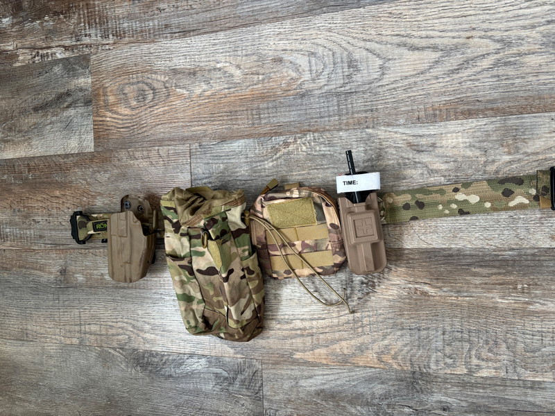 Image 1 for Belt met accesoires