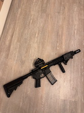 Bild für S-AEG M4 Vollmetal mit Tracer und Zubehör