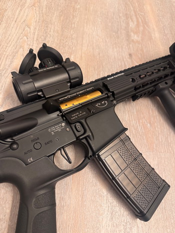 Bild 2 für S-AEG M4 Vollmetal mit Tracer und Zubehör