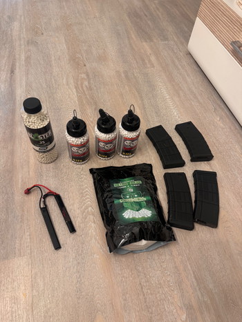 Afbeelding 4 van S-AEG M4 Vollmetal mit Tracer und Zubehör