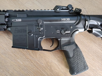 Image 4 for ICS Daniel Defense MK18 Black S3 (AEG)