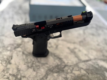 Afbeelding 5 van JW4 Pit Viper TTI | EMG | Green Gas | F-mark