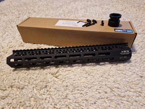 Afbeelding van Angry Gun BCM MCMR 13 inch mlok rail aeg gbb ptw