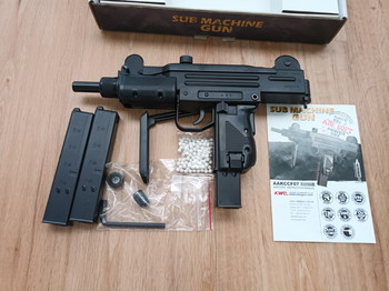 Bild 3 für KWC mini Uzi CO2 upgraded,3 magazijnen