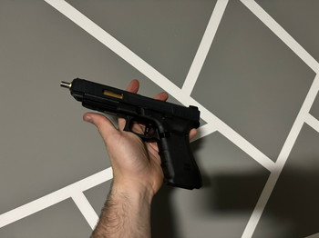 Image 3 for Geüpgraded WE Glock Gen 4 met 1 extended mag