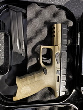 Imagen para Umarex Beretta APX tan