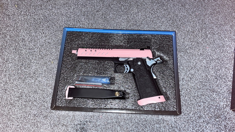 Image 1 for Roze hi capa ongebruikt