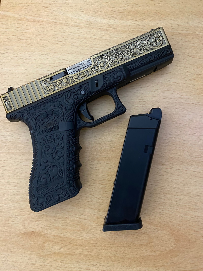 Image 1 for Airsoft WE Glock 18C Gold GBB Pistol