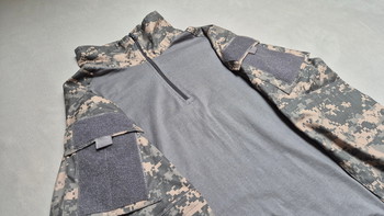 Image 2 pour Combat Shirt