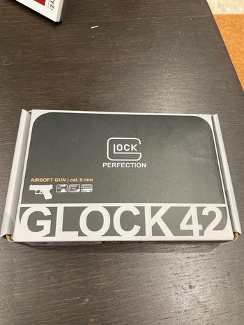 Image 2 for Glock 42