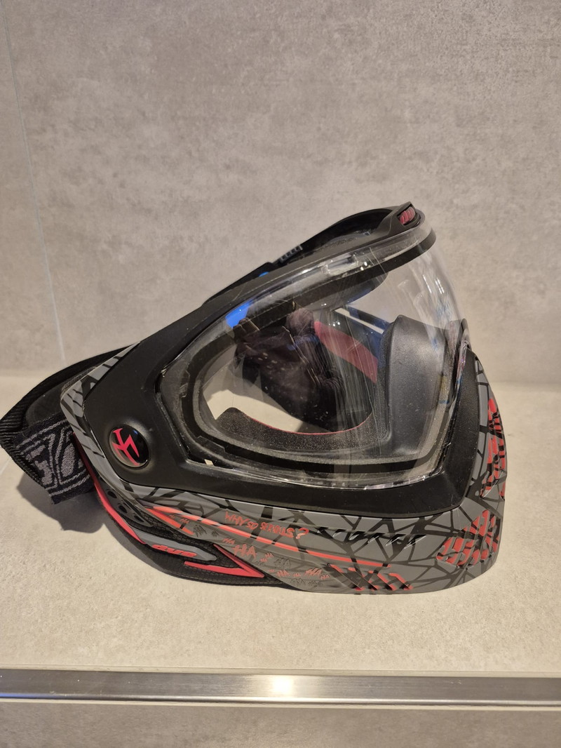 Image 1 pour Dye I5 masker Black/red iron man editie