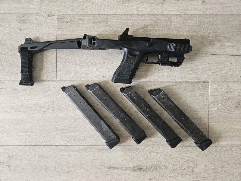 Image 1 for Glock 18c met Recover Tactical Carbine Kit en 4 magazijnen