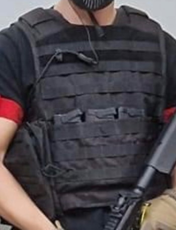 Image 4 for Upgraded M4 AEG met helm, bril, handschoenen, mondmasker en plate carrier