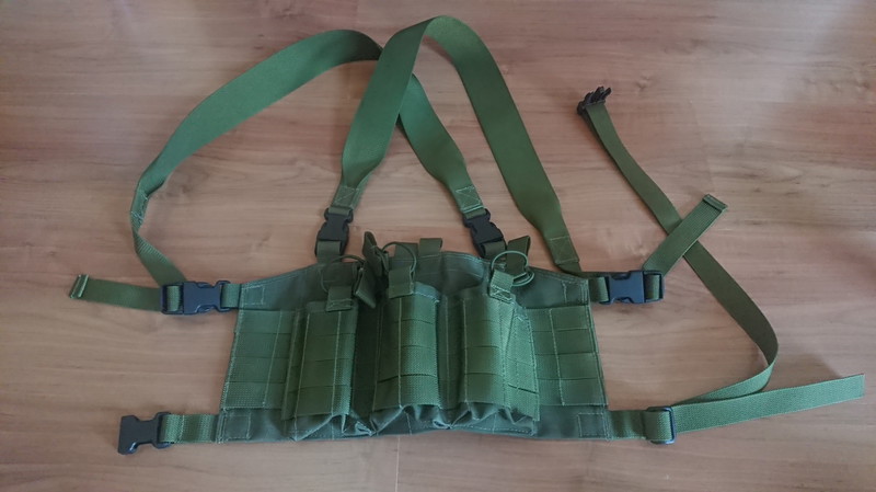 Image 1 for Maxpedition vest and Flyye hydration pouch