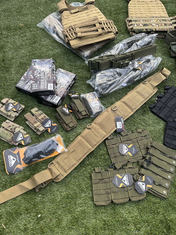 Afbeelding 2 van Te Koop: Complete Airsoft Set Alles wat je nodig hebt voor je gear!